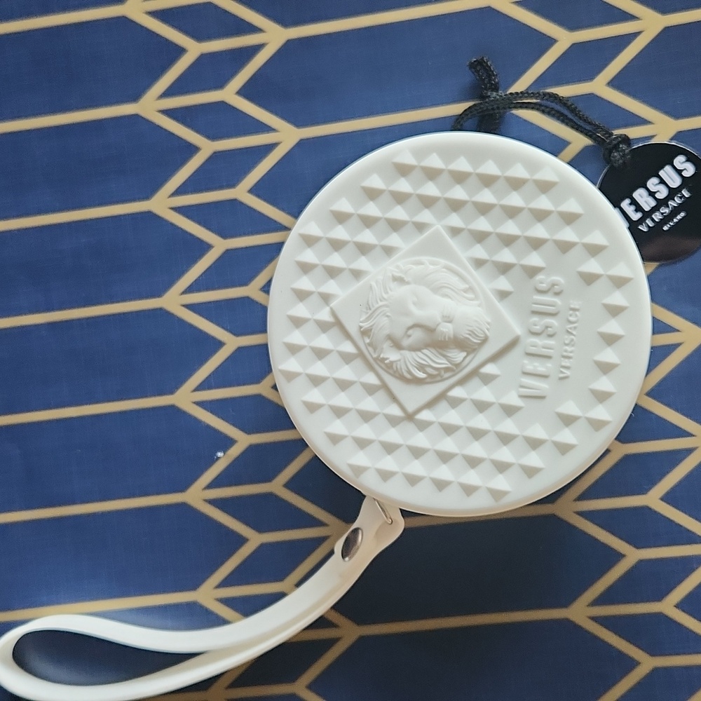 Versus Versace Textured White Round Wristlet Case Only - Picture 3 of 14